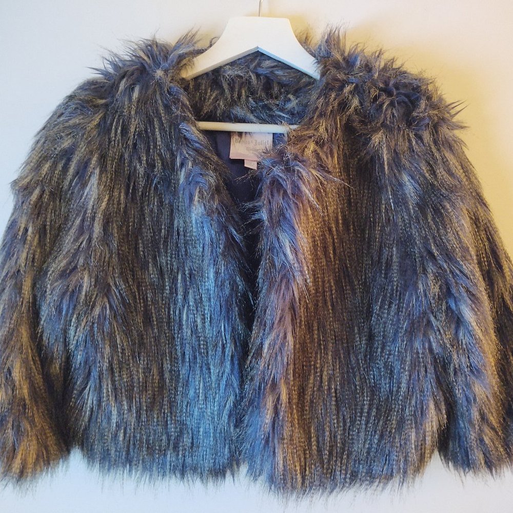 Romeo & Juliet Couture Faux Fur Jacket Blue/Grey minx [Size M]